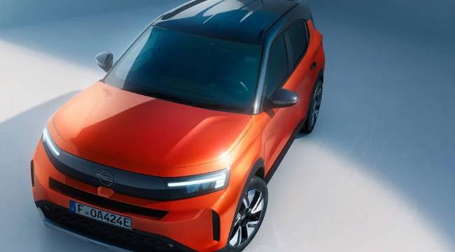 Opel, yeni SUV modelinin ilk görüntülerini paylaştı
