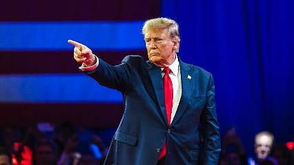 Trump mesaiye Panama ile başladı
