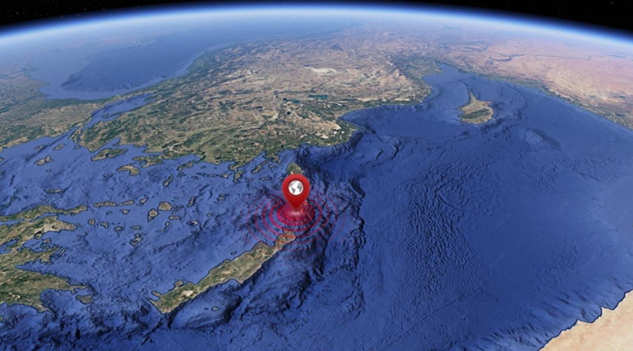 Akdeniz'de gece 6 büyüklüğünde deprem
