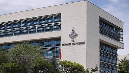 Haluk olan ismini 'B' olarak değiştirmek isteyince: Karar belli oldu