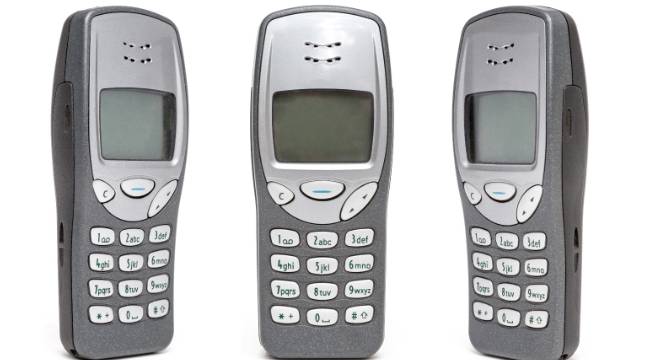 Nokia 3210 neden çok sevilmişti? Yıllar sonra bu tasarımla dönüyor