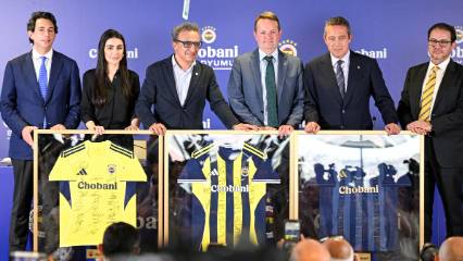 Fenerbahçe ile Chobani arasındaki sponsorluk anlaşmasının imzaları atıldı