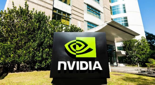 PİYASA DEĞERİ 5 TRİLYON DOLARI GÖRDÜ