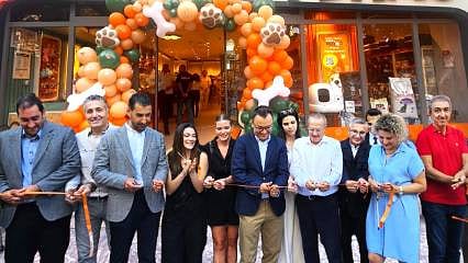 Migros'un evcil hayvan ürünlerine özel ilk mağazası açıldı