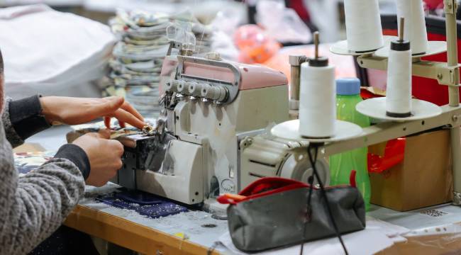 Arnavutluk'ta birçok fason tekstil fabrikası kapandı, 10 binden fazla kişi işsiz kaldı