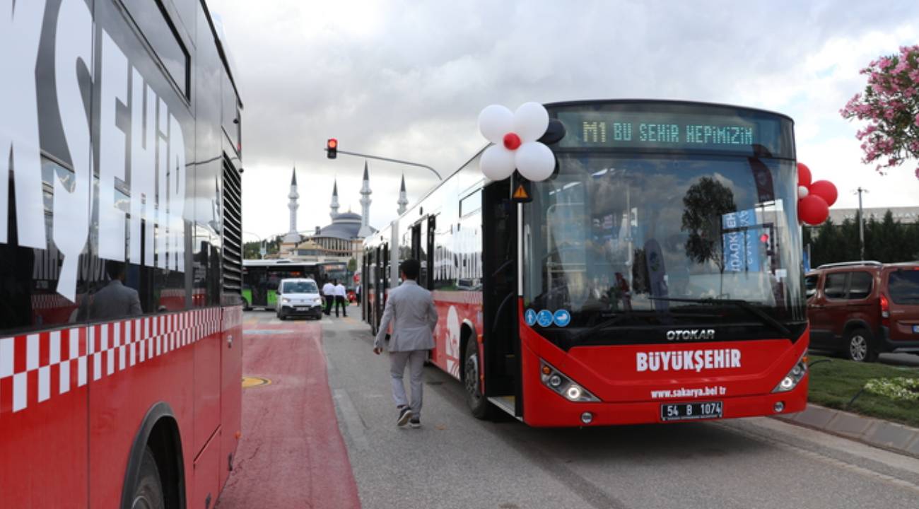 Bir kente daha metrobüs geldi