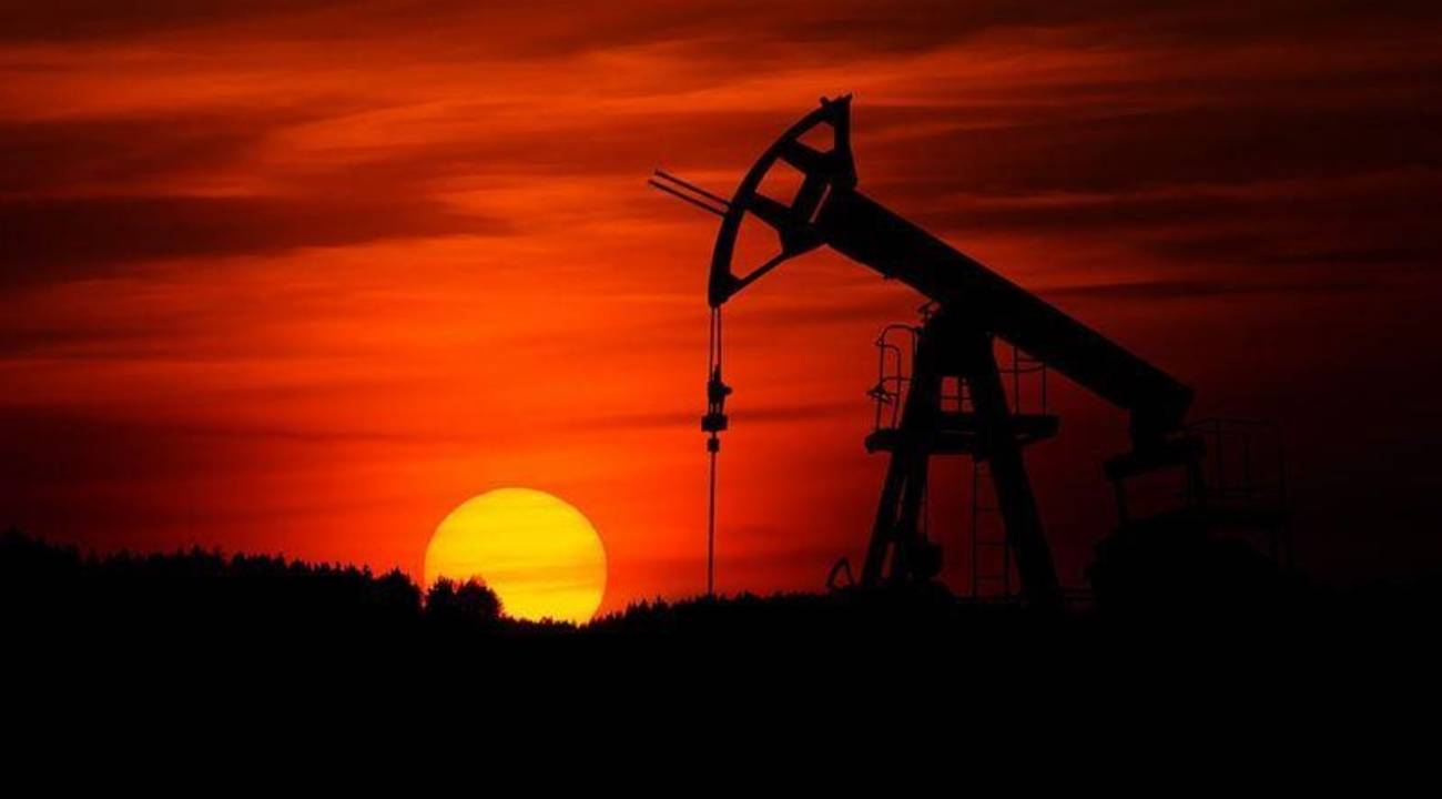 Nijerya'da 10 yılda 1,8 milyar dolarlık petrol çalındı