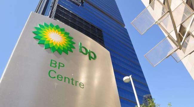 BP yeşil yatırımları azaltıp gaz ve petrolü artıracak