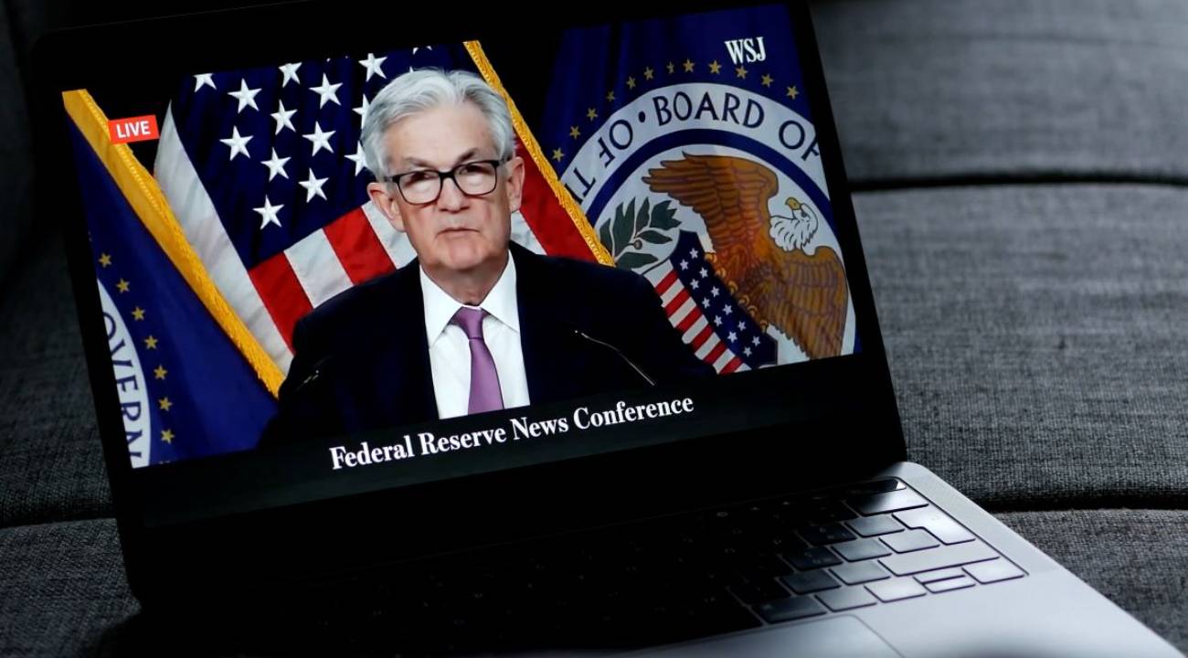 Powell'dan faiz indirimlerinde "daha temkinli" olacakları vurgusu