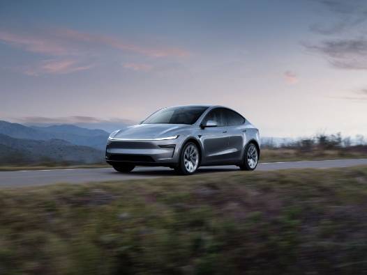Arkadan itişli Tesla Model Y Long Range Türkiye'de: Fiyatı ve satış tarihi açıklandı