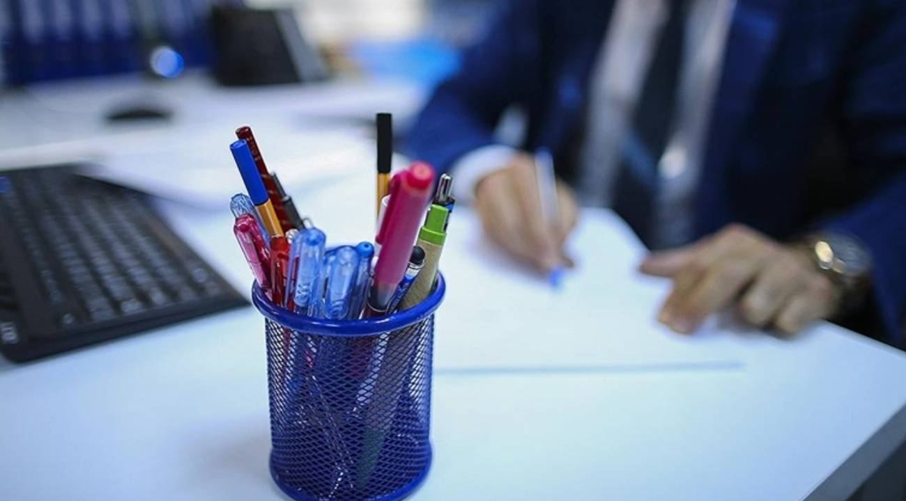 Bakanlık 40 uzman yardımcısı ile 3 bin 97 sürekli işçi alacak