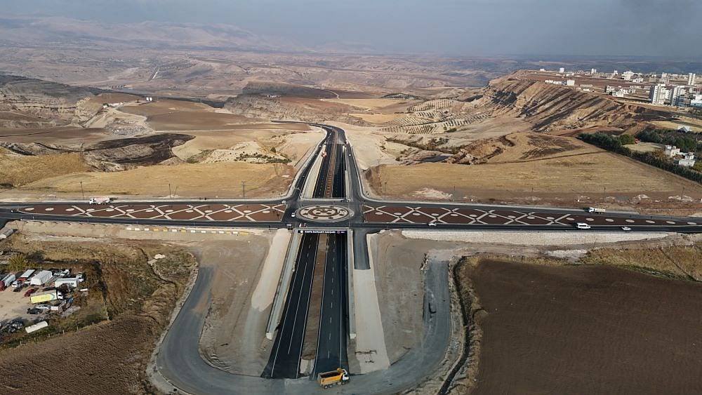 'Mesafe 11,2 kilometre kısalacak, süreye 25 dakikaya inecek'-1