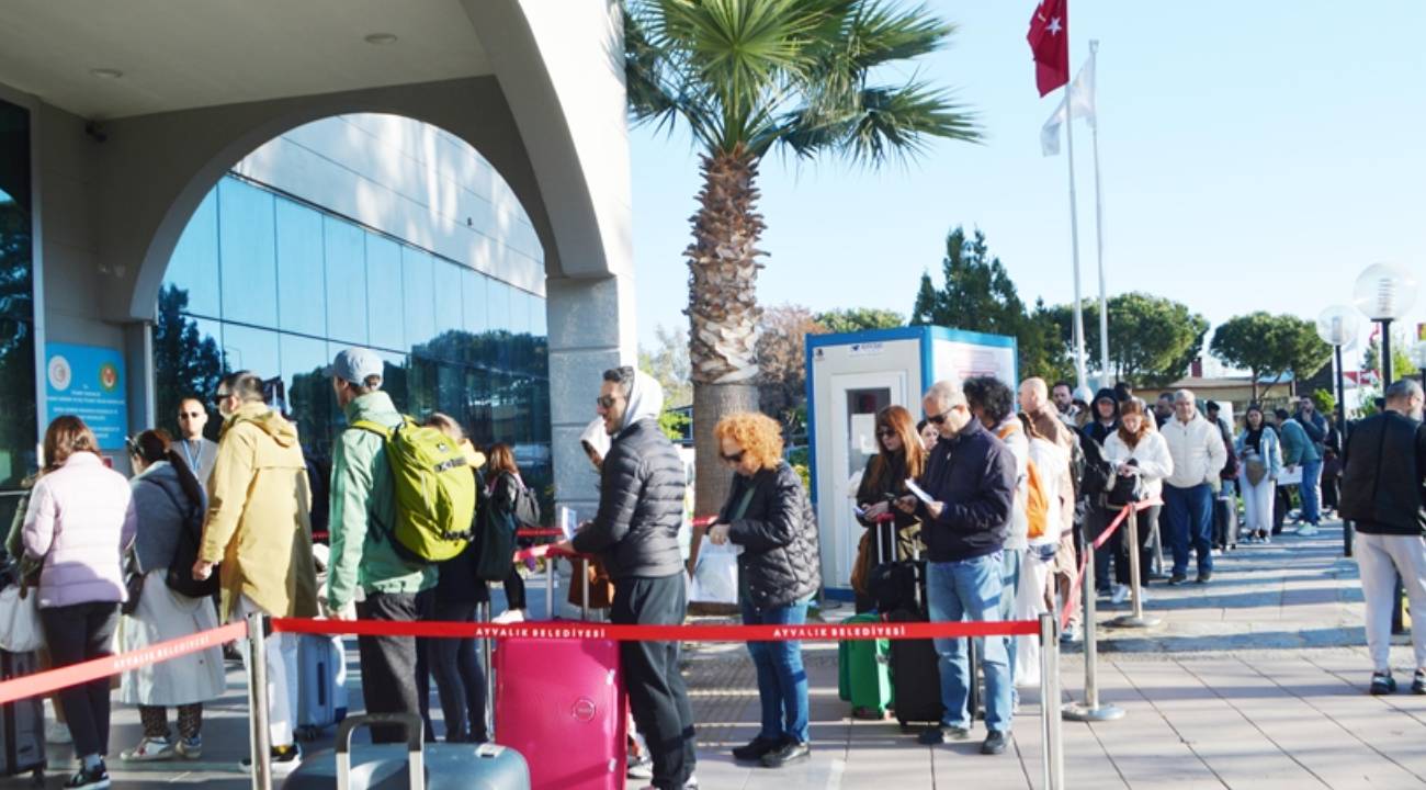 Turizmciler Yunan adalarına kapıda vizenin kaldırılmasını mı istiyor? TÜRSAB Başkanı'ndan açıklama 