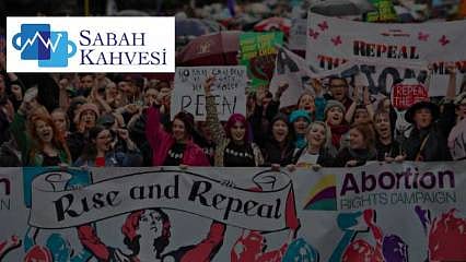 İrlanda'da 8 Mart referandumu 