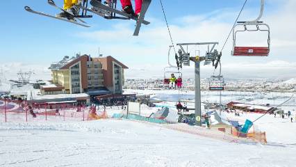 Kış turizminde kar hareketliliği başladı: Peki kayak merkezlerinde tatilin maliyeti ne? 