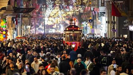 Megakent İstanbul nüfusuyla 131 ülkeyi geride bıraktı