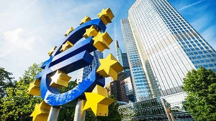 Avrupa Merkez Bankası'ndan 5 yıl sonra ilk faiz indirimi 