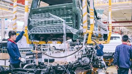 Çin menşeli benzinli ve hibrit otomobillere ek vergi getirildi 