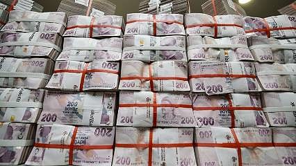 Bütçe ocak ayında 150,7 milyar lira açık verdi 