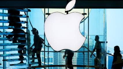 Apple, tarihindeki en büyük hisse geri alımını duyurdu 
