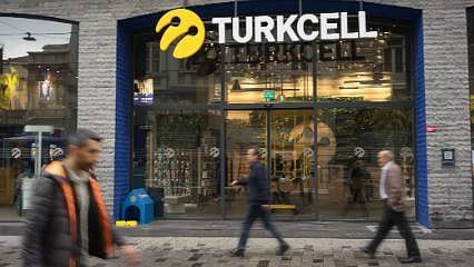 Turkcell 3 iştirakinin satışı için hisse devir sözleşmesi imzaladı