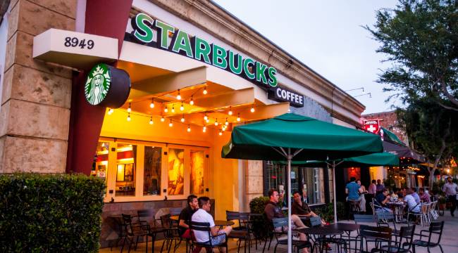 Starbucks'a 'müşteriyi aldattığı' iddiasıyla dava açıldı 