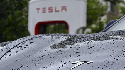 Tesla, 2 milyondan fazla aracı geri çağıracak