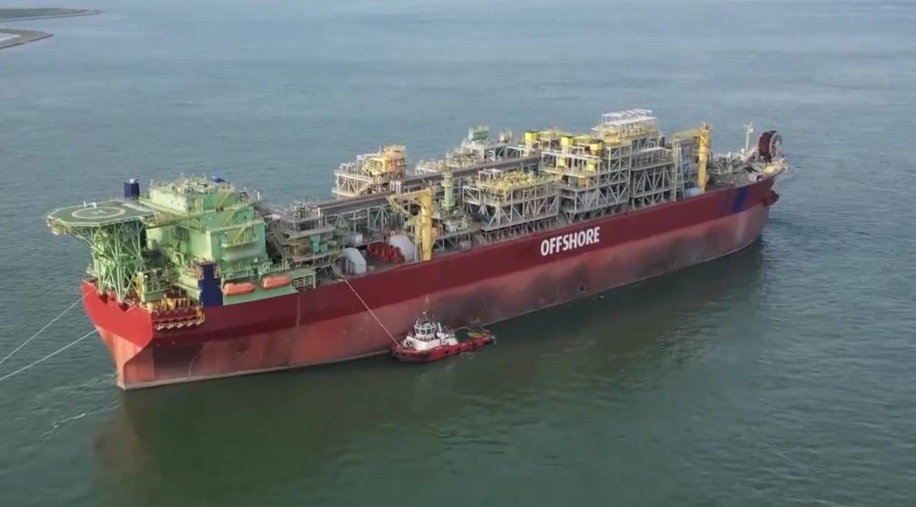 Singapur'dan Türkiye'ye doğru yola çıktı... 'Adeta yüzen bir sanayi tesisi' 