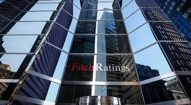 Fitch Ratings küresel ekonomide gelecek yıl yavaşlama bekliyor