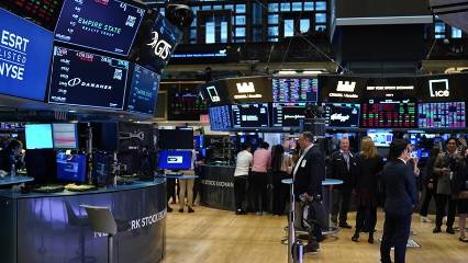 New York Borsası güçlü ilk çeyrek kazançları sonrasında ikinci çeyreğe zayıf başladı
