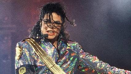 Michael Jackson'ın müzik kataloğunun yarısı rekor fiyata satıldı 