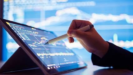 Yabancılar borsada 73,6 milyon dolar hisse sattı 