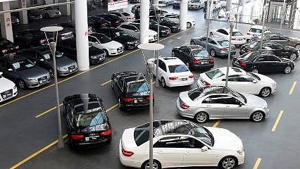 Otomotiv sektörünün 2024 tahminleri: Nasıl bir yıl bekliyor?