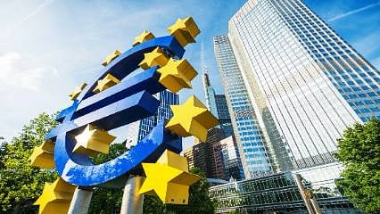 Fitch, ECB'nin faiz indirim hızını artırmasını bekliyor