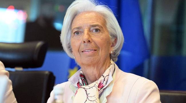 Lagarde'den faiz değerlendirmesi: "FED'e değil verilere bağımlıyız"