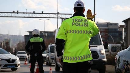 Yetkisiz çakar kullananlara yeni cezalar yolda