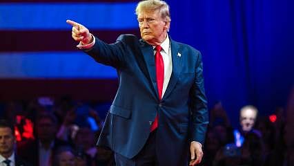 Trump, Fed başkanının göreviyle alay etti 