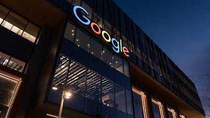 AB mahkemesi Google'a 2,4 milyar euroluk para cezasını onadı
