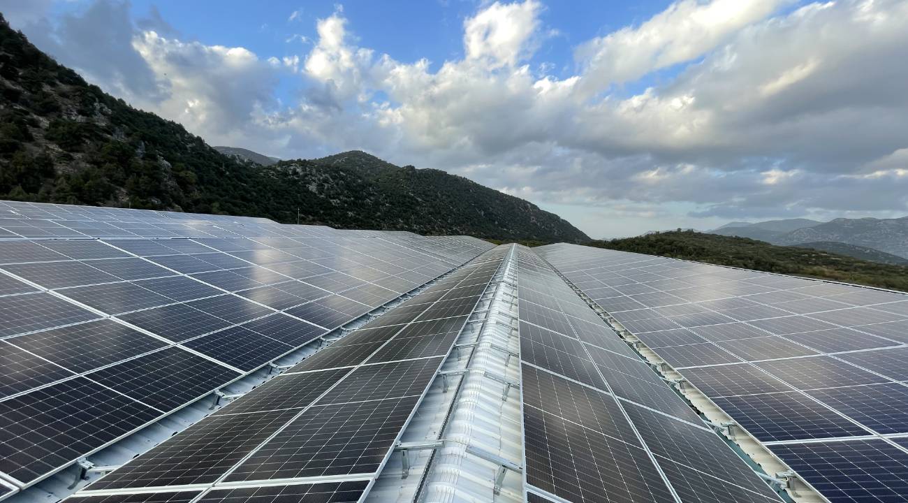 İngiltere'den Kalyon Enerji'ye güneş enerjisi santrali için 249 milyon euro kredi