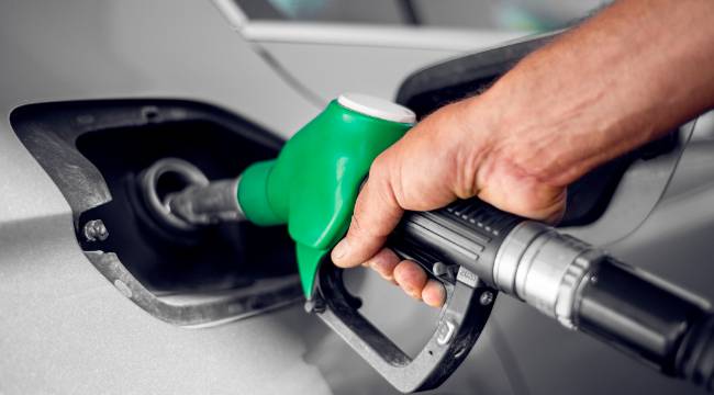 Benzin, motorin ve LPG'ye ÖTV zammı 