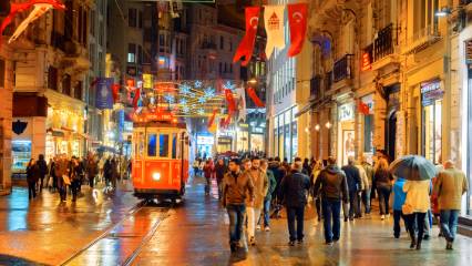 İstanbul'un nüfusu Cumhuriyet tarihinde 2. kez geriledi