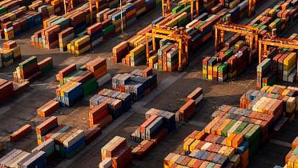 Dış ticaret açığı geriledi 