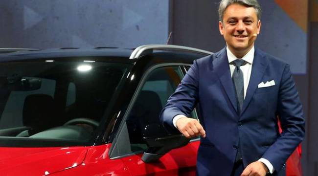 Renault Group CEO'su: Benzeri görülmemiş sayıda lansman yapacağız