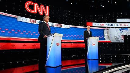 Biden ile Trump kozlarını paylaştı: "3. Dünya Savaşı'na çok yakınız" 