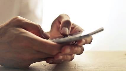 SGK'dan yanıltıcı IBAN numaralı SMS'ler uyarısı var