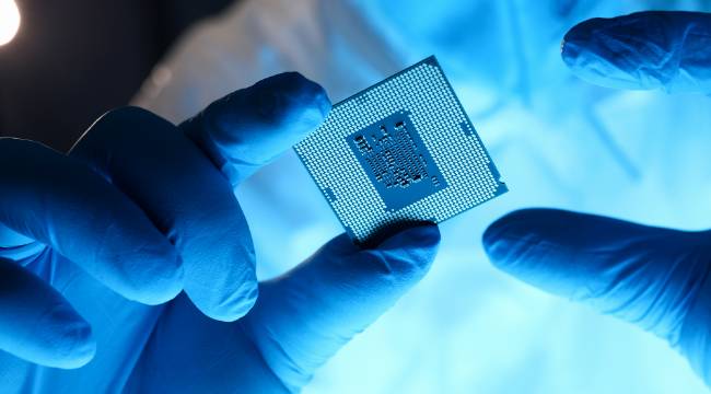 Tayvanlı çip devi TSMC, Japonya'ya ilk fabrikasını açtı