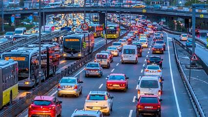 İstanbul’da taksi, servis ve toplu ulaşıma zam