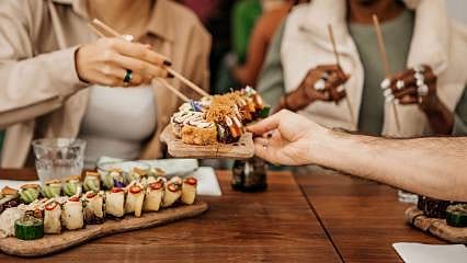 Japonya'da turistlerin sushi tutkusu pirinç kıtlığını körükledi