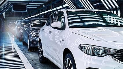 Otomotivin 2023 karnesi ve gelecek öngörüleri: "Kur ve enflasyon zammı kaçınılmaz"