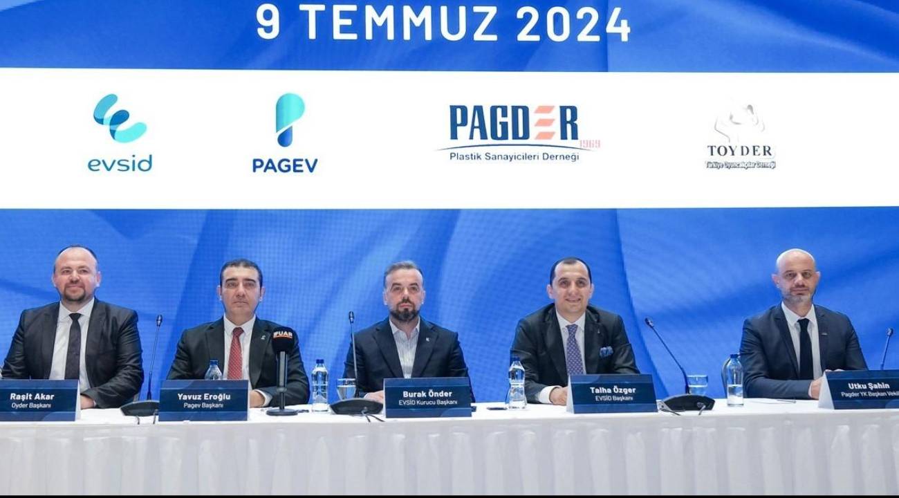 Plastik sektöründen dönüşüm mesajı 